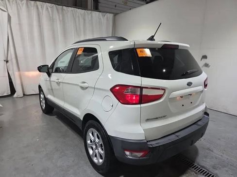 Used 2019 Ford EcoSport SE image 4