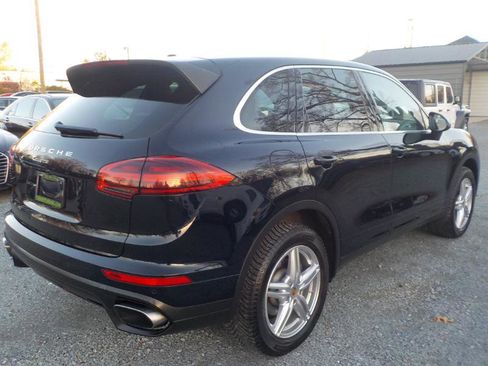 Used 2016 Porsche Cayenne w/ Premium Package image 5