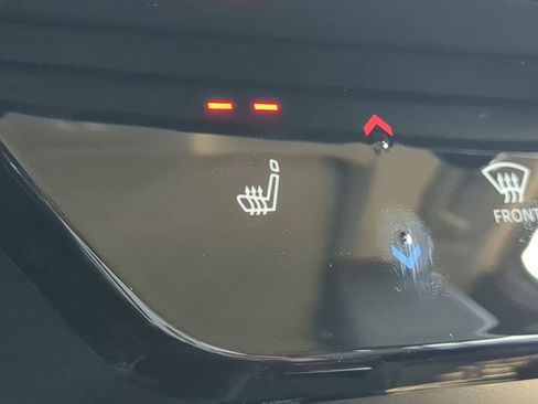 New 2026 Nissan Kicks SR w/ SR Premium Package image 23