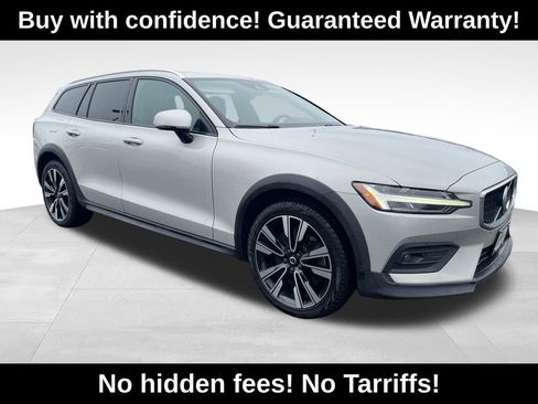 Used 2021 Volvo V60 T5 Cross Country w/ Climate Package AWD/4WD image 1