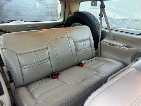 Used 2000 Ford Excursion Limited image 11