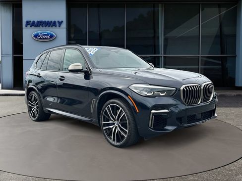 Used 2022 BMW X5 M50i AWD/4WD image 3