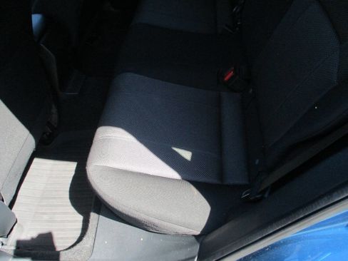 Used 2018 Subaru Impreza 2.0i Premium image 6