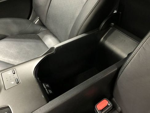 Used 2021 Toyota Camry XSE image 27