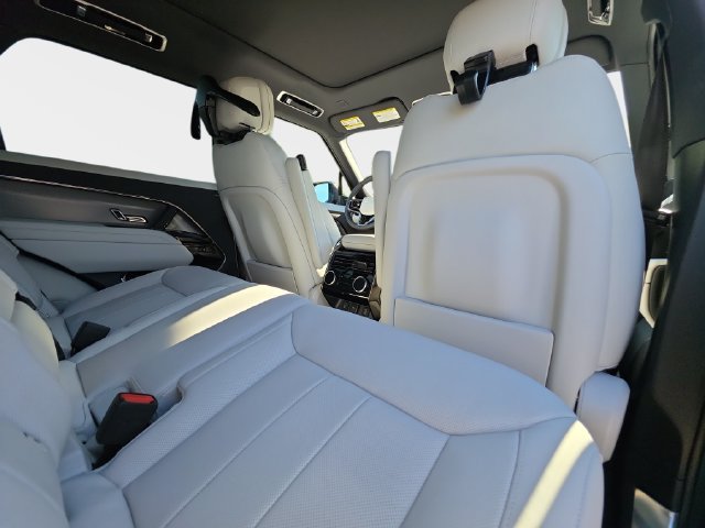 New 2026 Land Rover Range Rover Sport SE AWD/4WD image 11