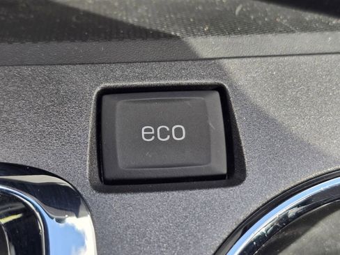 Used 2014 Chevrolet Equinox LT AWD/4WD image 9
