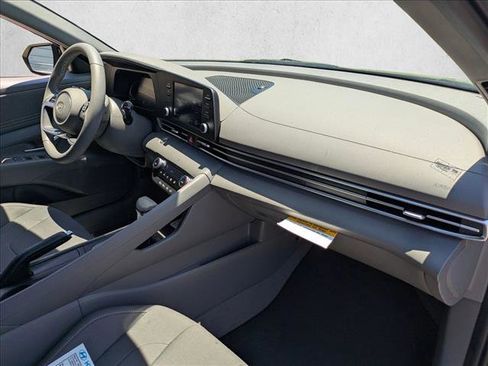 New 2026 Hyundai Elantra Sport FWD image 22
