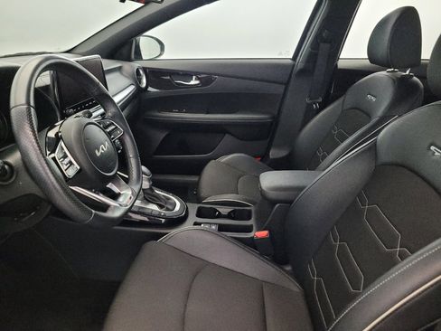 Used 2023 Kia Forte GT-Line w/ GT-Line Technology Package FWD image 17