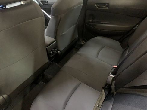 Used 2026 Toyota Corolla Cross LE FWD image 14