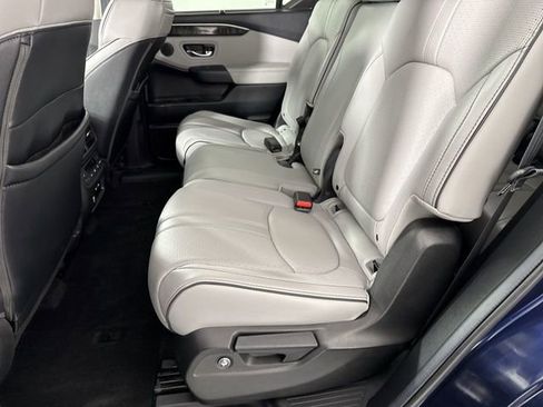 Used 2024 Honda Pilot Elite image 22