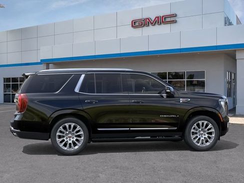 New 2026 GMC Yukon Denali w/ Denali Reserve Package AWD/4WD image 5