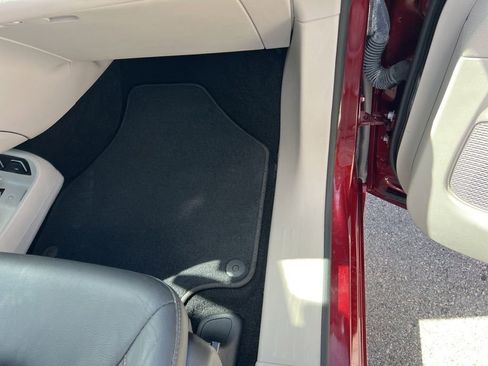 Certified 2019 Chrysler Pacifica Touring-L Plus image 44