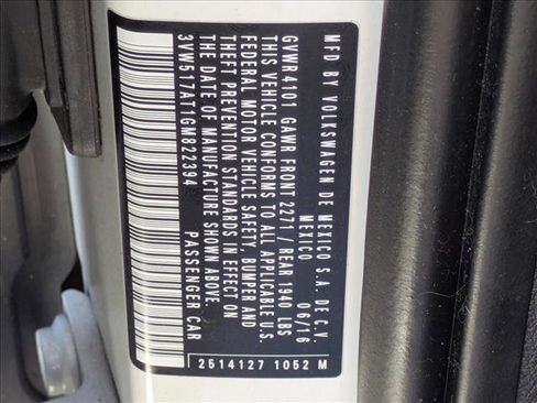 Used 2016 Volkswagen Beetle 1.8T Denim image 16