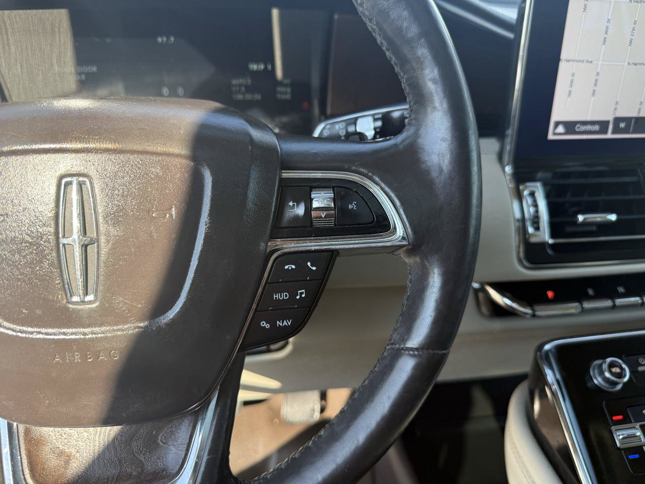 Used 2019 Lincoln Navigator L Reserve AWD/4WD image 21