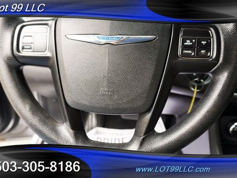Used 2013 Chrysler 200 LX FWD image 20