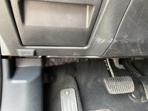 Used 2024 Subaru Outback Premium image 45