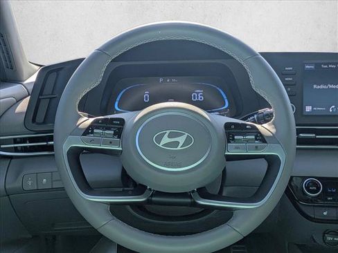 New 2026 Hyundai Elantra SEL Sport Premium FWD image 10