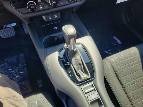 New 2026 Honda HR-V LX image 25