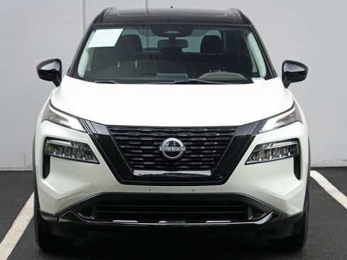 Used 2023 Nissan Rogue SV w/ SV Premium B Package AWD/4WD image 39