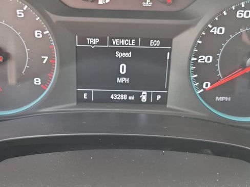 Used 2025 Chevrolet Malibu LT FWD image 15