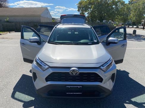 Used 2024 Toyota RAV4 XLE w/ Convenience Package image 30