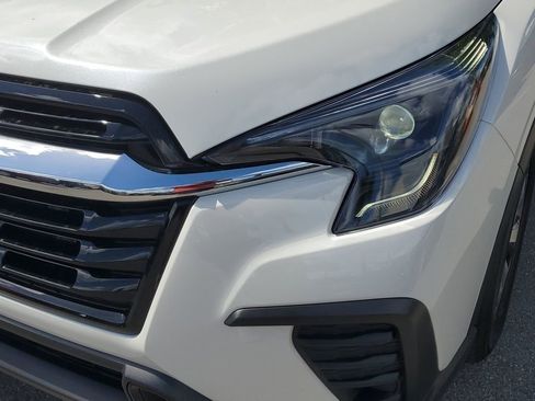 Used 2025 Subaru Ascent Premium image 10