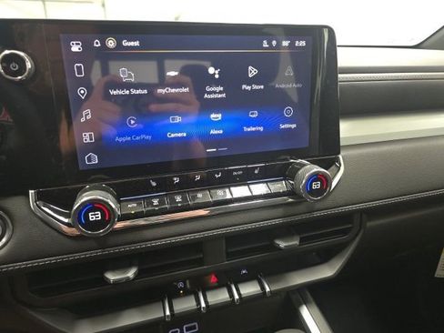 New 2025 Chevrolet Colorado LT w/ LT Convenience Package image 13