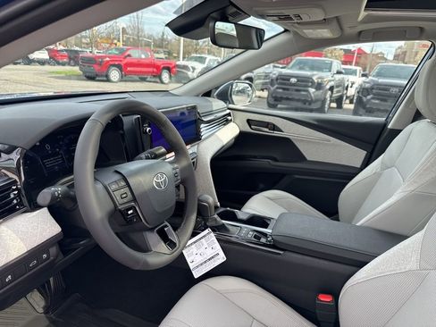 New 2026 Toyota Camry XLE FWD image 17