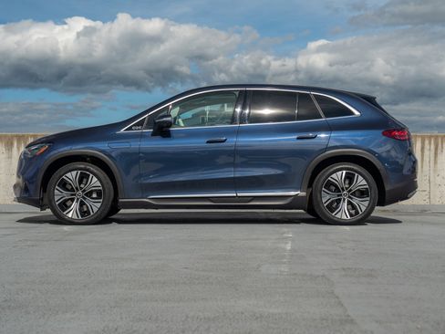 Used 2023 Mercedes-Benz EQE 350+ 4MATIC SUV image 3