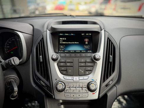 Used 2015 Chevrolet Equinox LT w/ Power Convenience Package FWD image 11