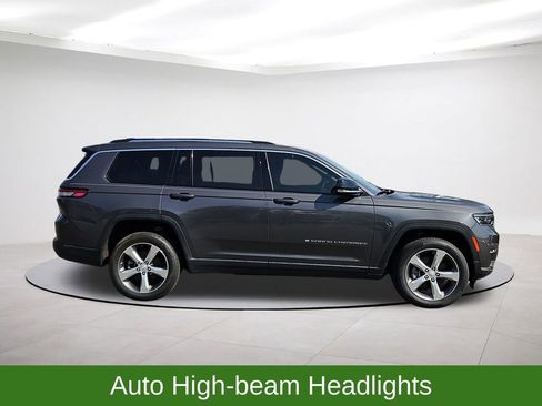 Used 2022 Jeep Grand Cherokee L Limited image 8