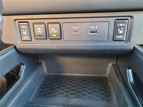 Used 2022 Nissan Frontier PRO-4X w/ Pro-4X Premium Package image 26