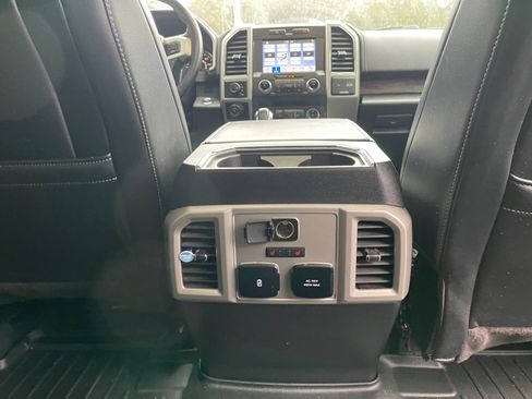 Used 2019 Ford F150 Lariat w/ Equipment Group 502A Luxury image 26