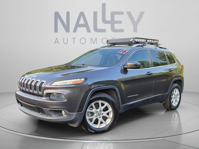 Used 2016 Jeep Cherokee Latitude w/ Comfort/Convenience Group
