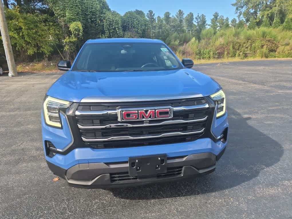 Used 2026 GMC Terrain Elevation AWD/4WD image 2