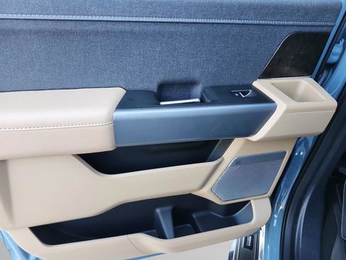 Used 2023 Ford F150 Lariat w/ Max Trailer Tow Package image 22