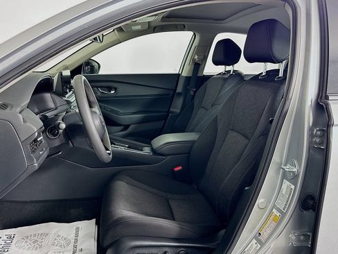 Used 2024 Honda Accord EX image 21