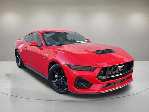 Certified 2025 Ford Mustang GT RWD image 1
