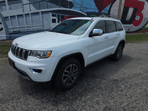 Used 2021 Jeep Grand Cherokee Limited w/ Trailer Tow Group IV RWD image 52