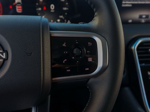 New 2026 Nissan Armada SV image 33