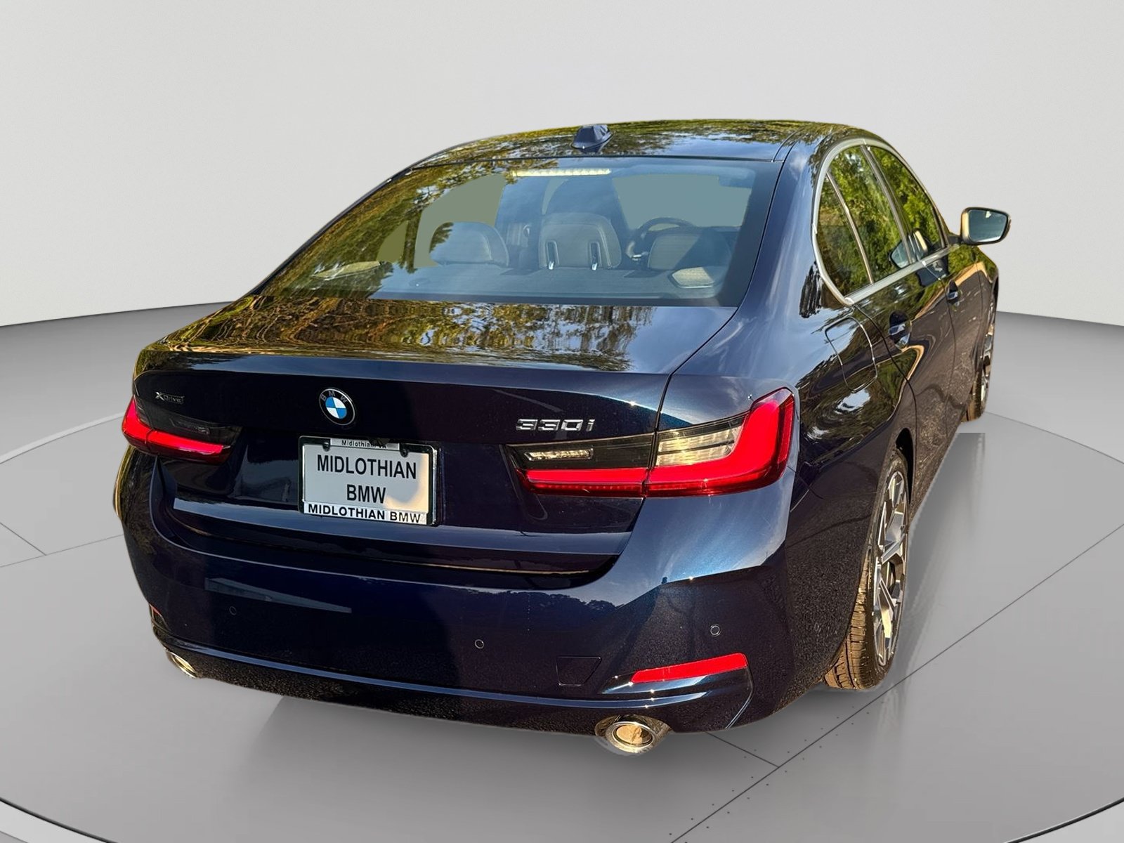 New 2026 BMW 330i xDrive Sedan w/ Premium Package AWD/4WD image 35