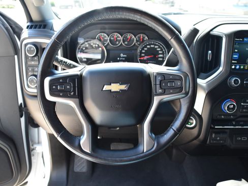 Used 2022 Chevrolet Silverado 3500 LT w/ Convenience Package AWD/4WD image 16