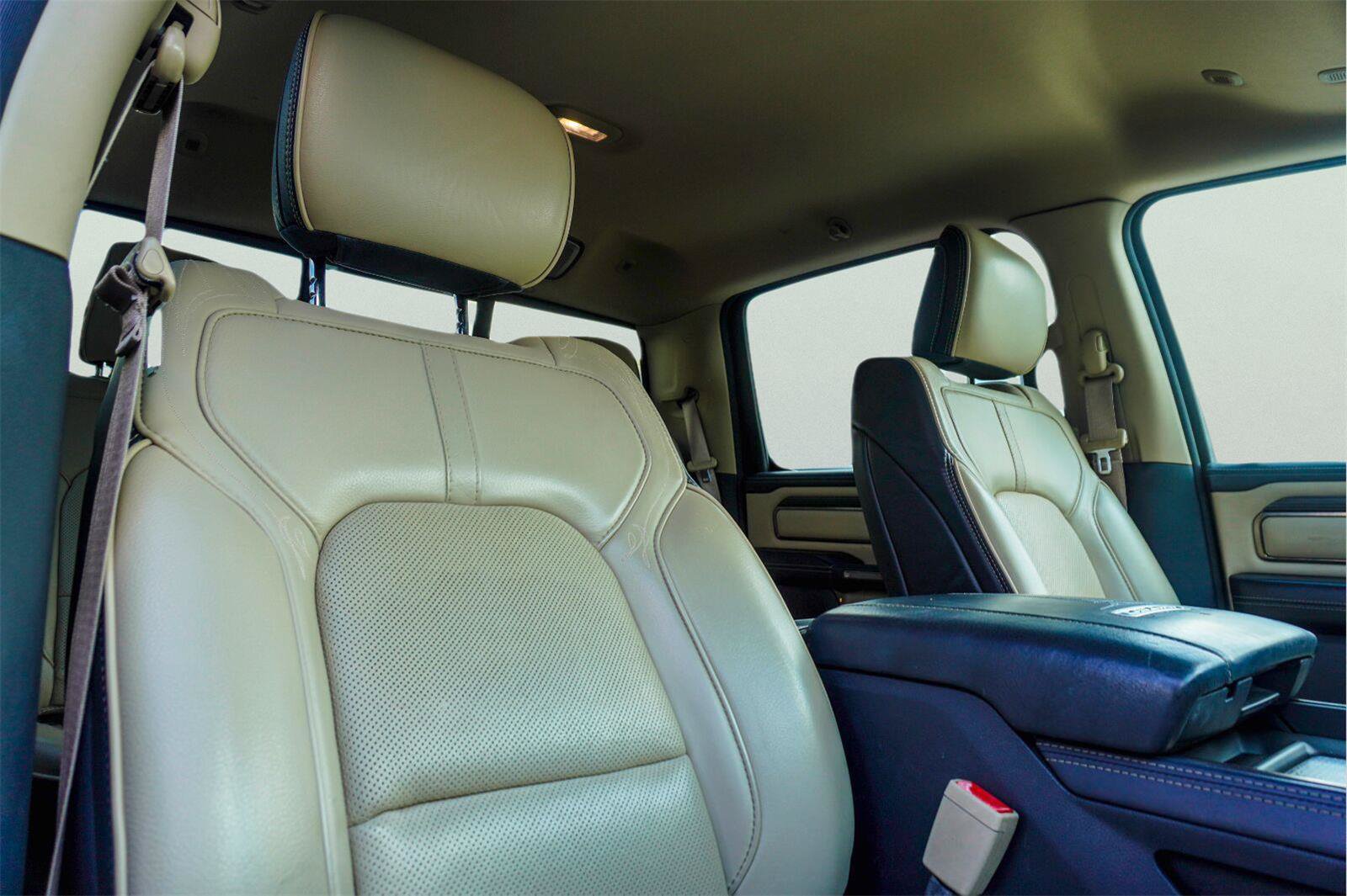 Used 2019 RAM 1500 Limited AWD/4WD image 17