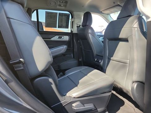 New 2026 Ford Explorer Active w/ Active Comfort Package RWD image 25