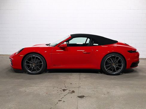 Used 2020 Porsche 911 Carrera image 2