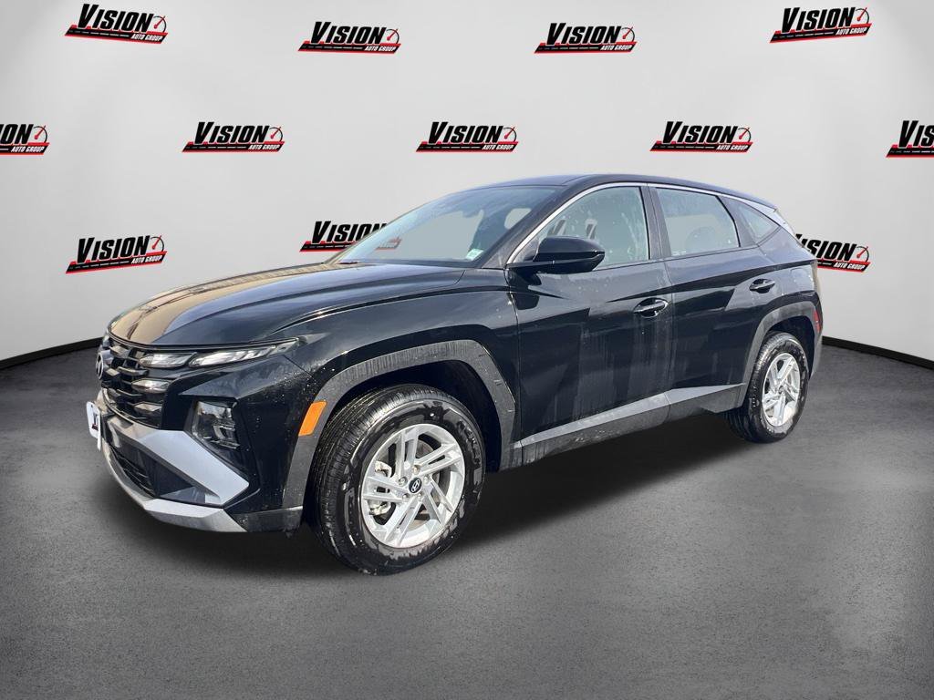 Used 2025 Hyundai Tucson SE AWD/4WD image 3