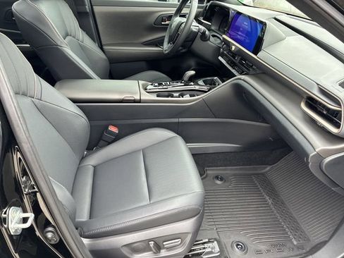 Certified 2026 Toyota Crown Nightshade image 13