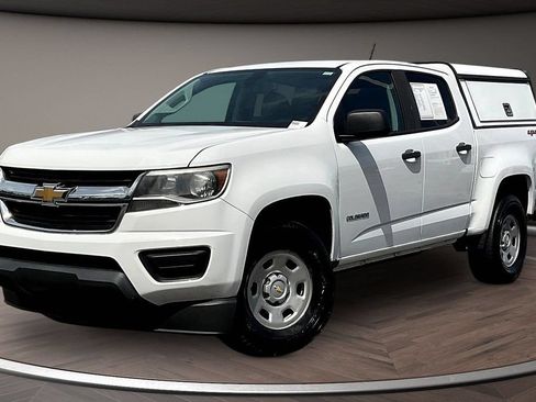 Used 2020 Chevrolet Colorado W/T w/ WT Convenience Package AWD/4WD image 3