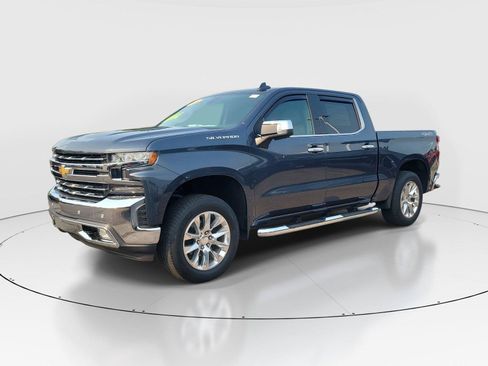 Used 2020 Chevrolet Silverado 1500 LTZ w/ LTZ Premium Package AWD/4WD image 2