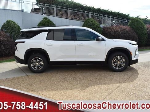 New 2026 Chevrolet Traverse LT w/ Driver Confidence Package image 12